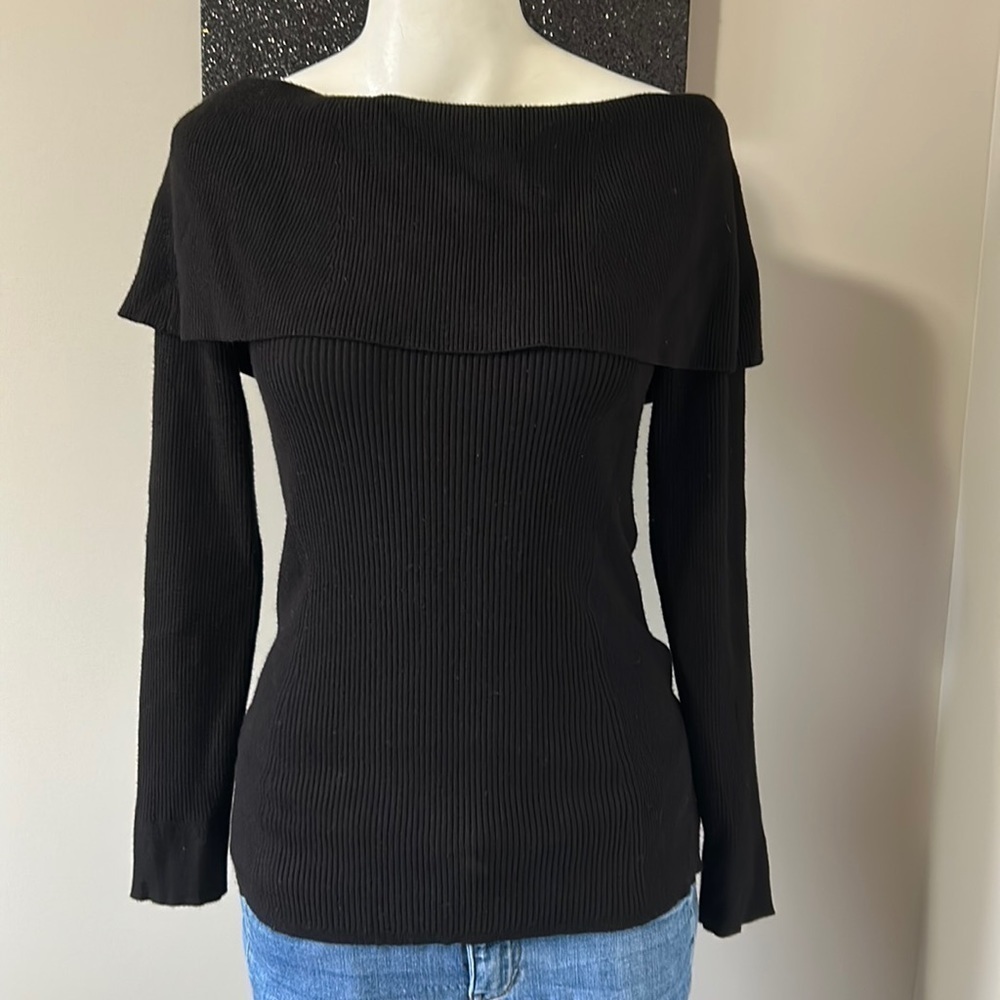 White House Black Market Bow Back Sweater Black Long Sleeve Keyhole Sz S - Picture 4 of 12